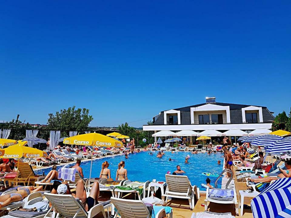 Complex Eos Hotel Valea Lupului  Exterior foto